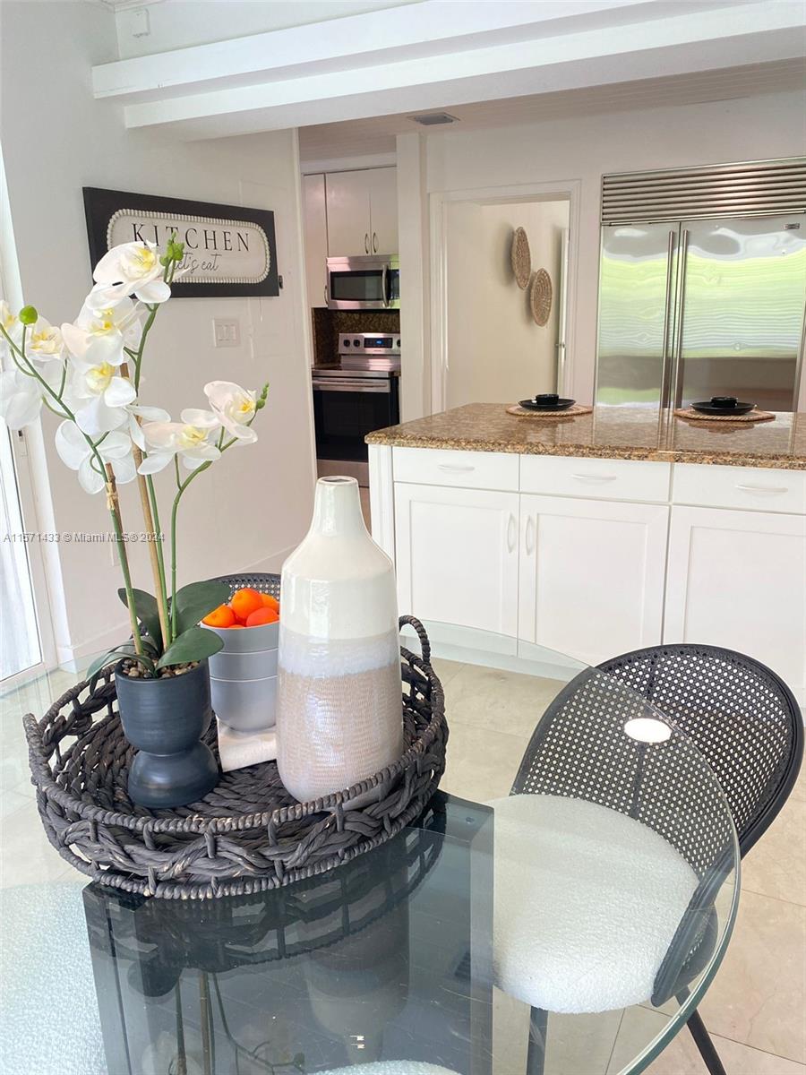 CORAL GABLES RIVIERA SEC - Residential