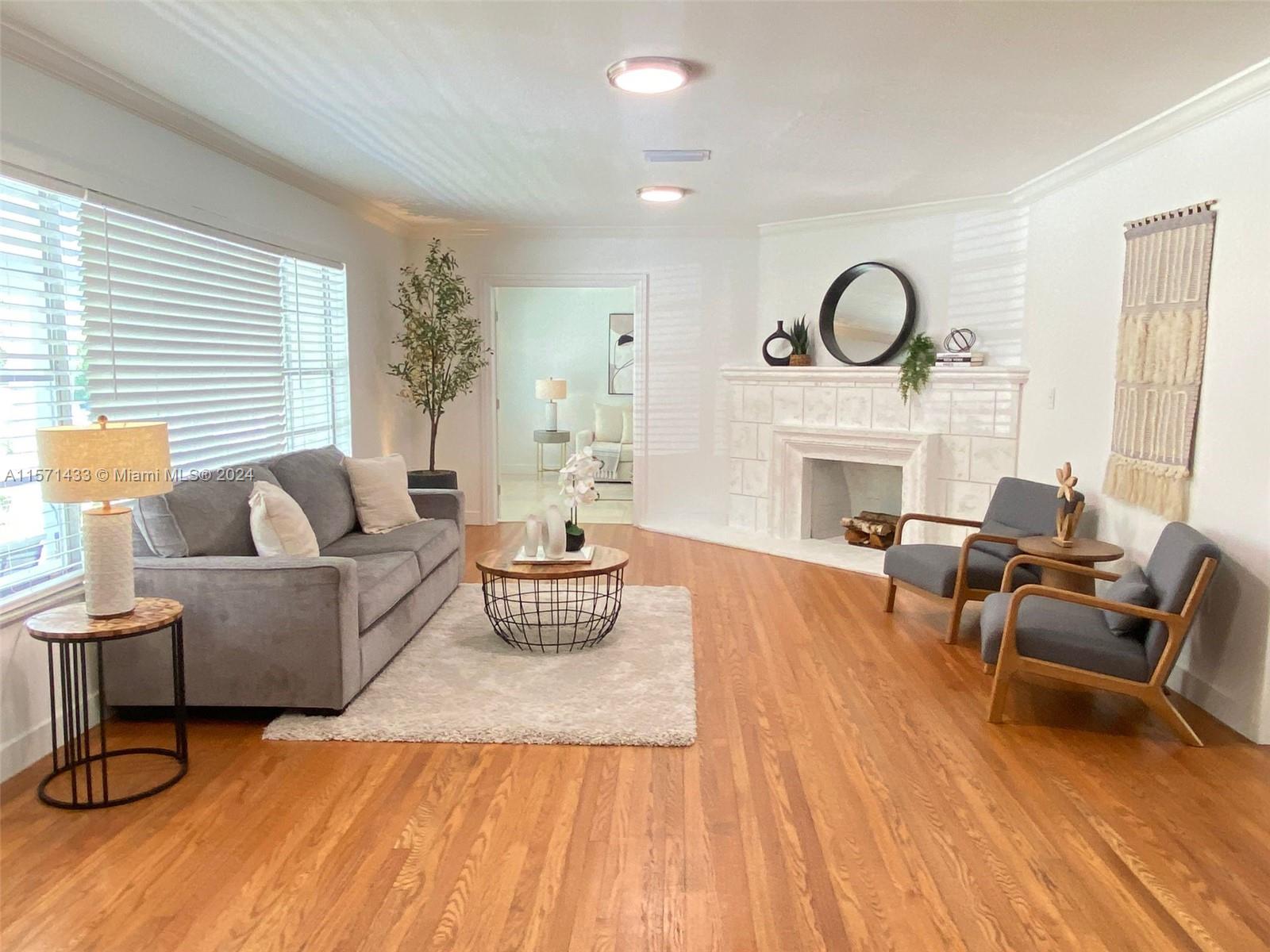 CORAL GABLES RIVIERA SEC - Residential