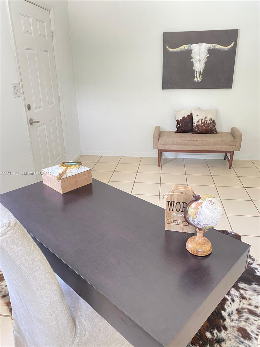 CORAL GABLES RIVIERA SEC - Residential