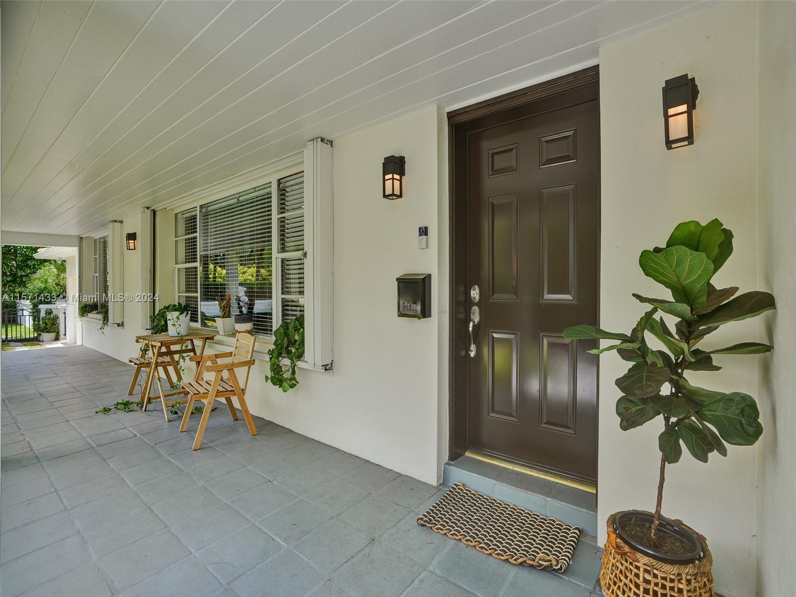 CORAL GABLES RIVIERA SEC - Residential