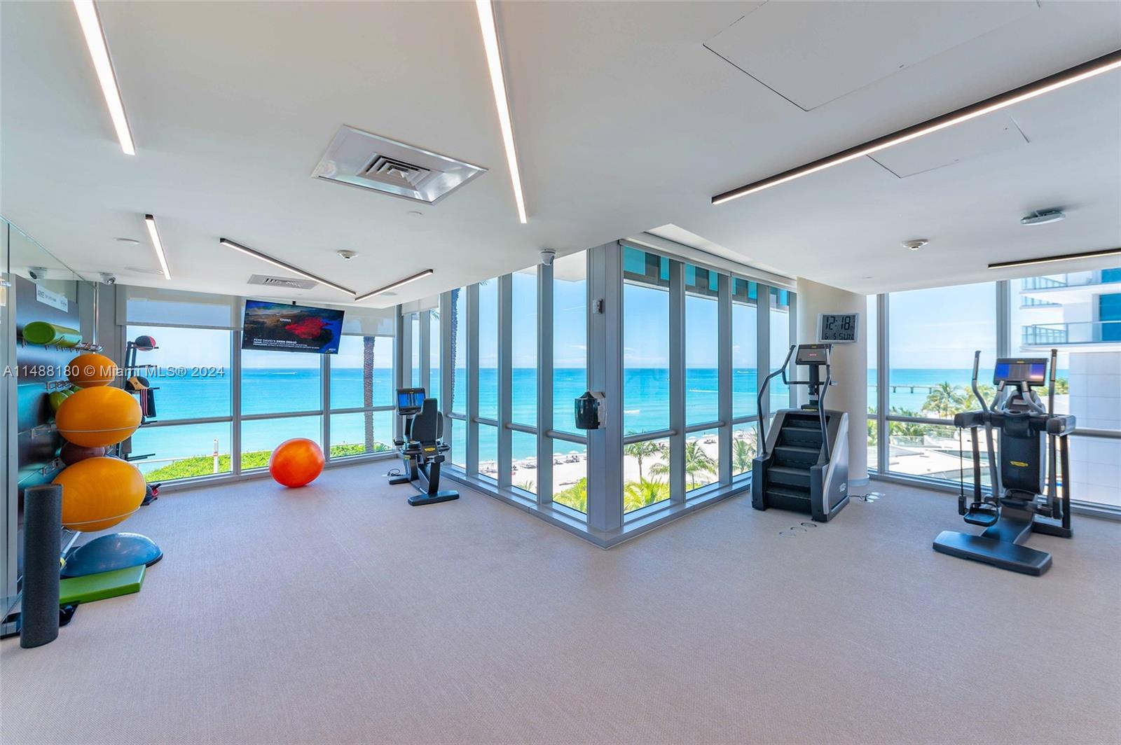 JADE OCEAN CONDO - Residential