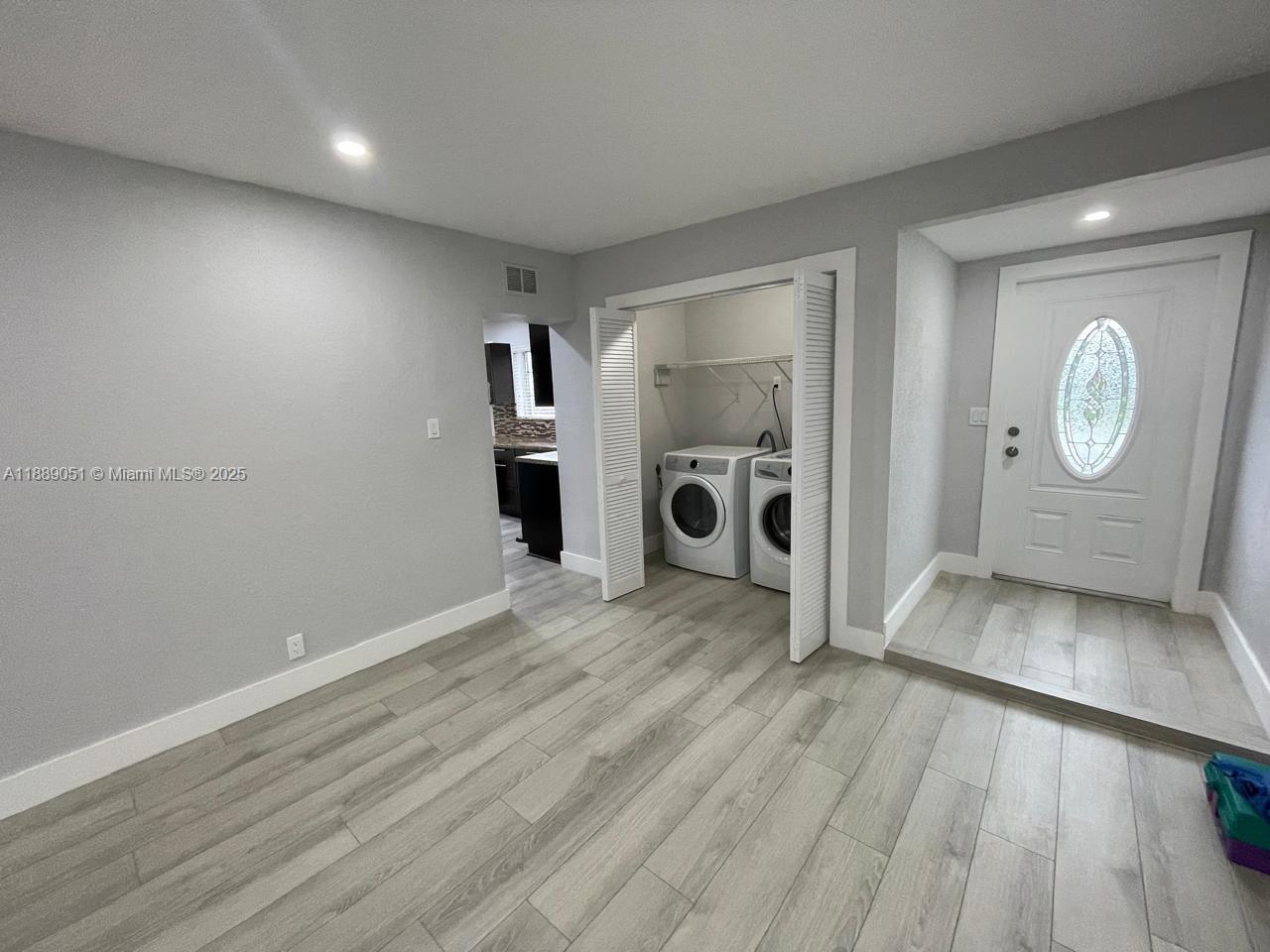 SUNRISE GOLF VILLAGE SEC - Residential
