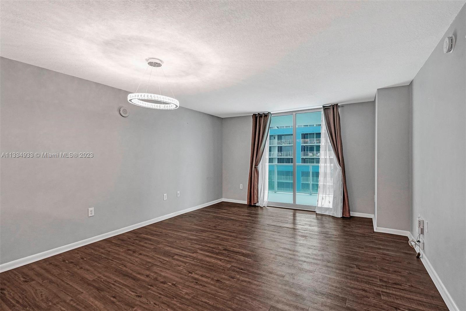 SKYLINE ON BRICKELL CONDO - Residential