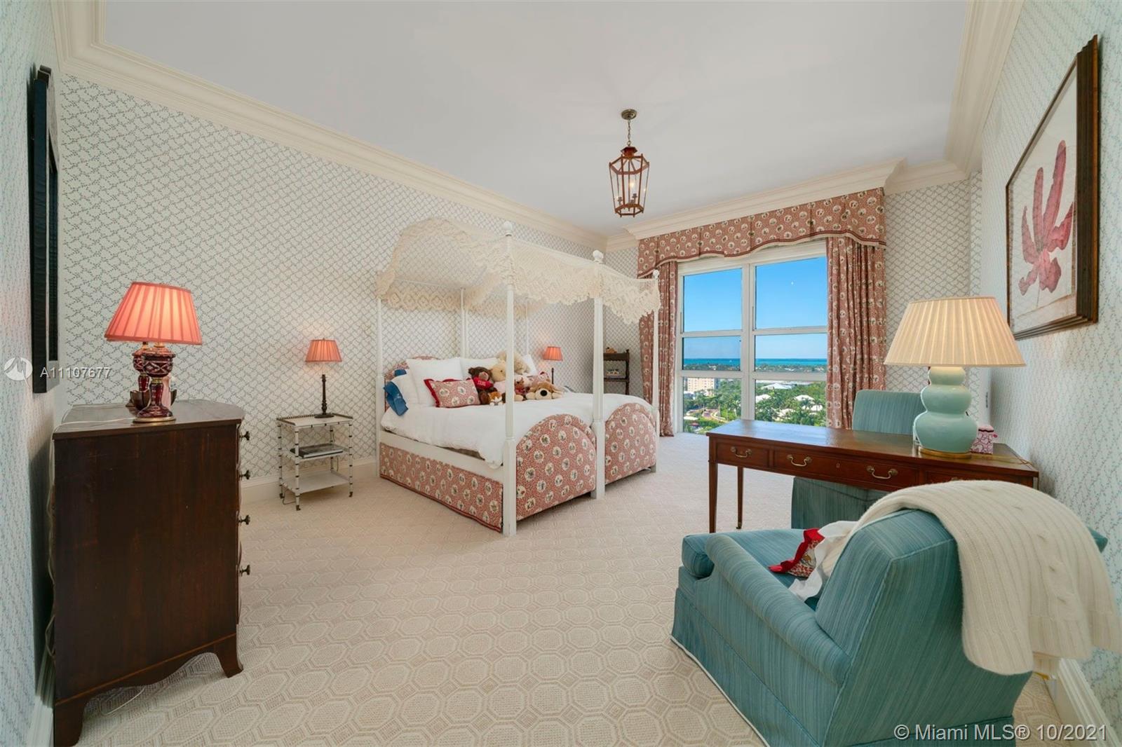 GRAND BAY RESIDENCES COND - Residential