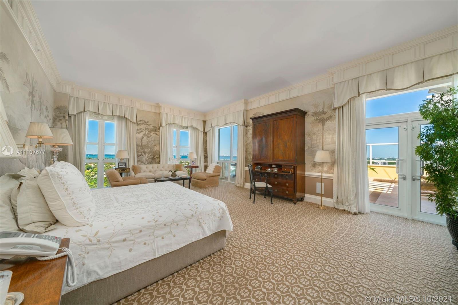 GRAND BAY RESIDENCES COND - Residential