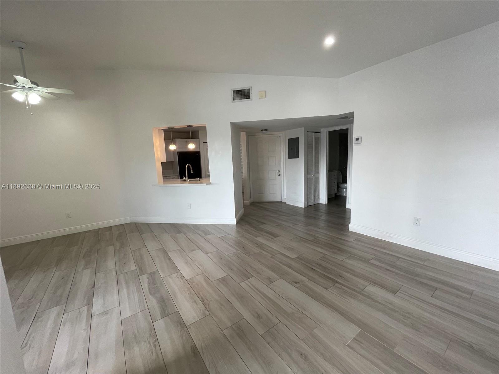 LAKESHORE CONDO #2 - Residential Lease