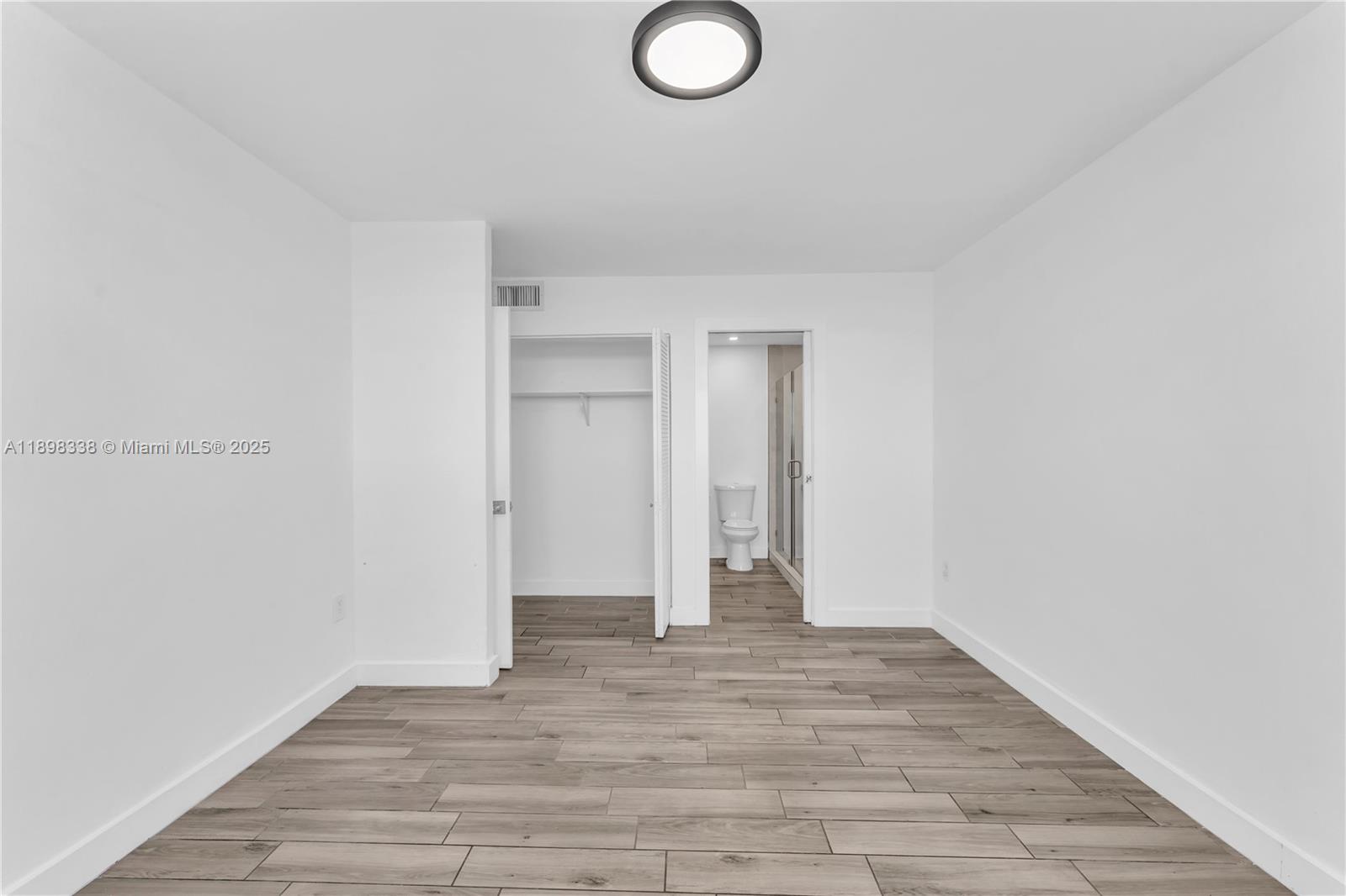 HARBOUR POINTE OF MIAMI C - Residential