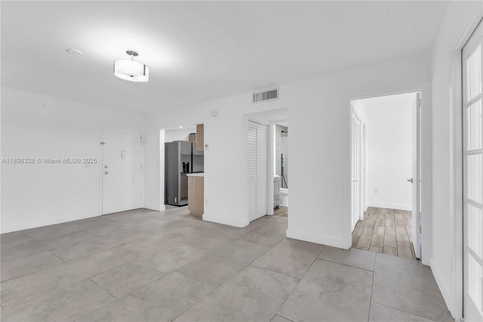 HARBOUR POINTE OF MIAMI C - Residential