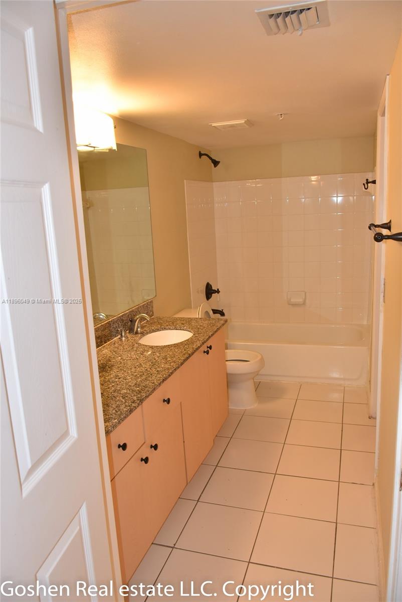AVENTINE AT MIRAMAR BLDG - Residential Lease
