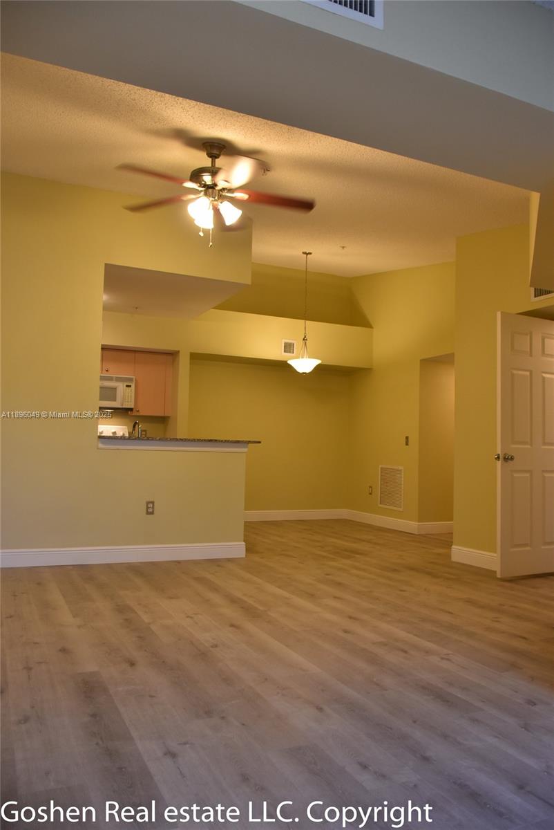 AVENTINE AT MIRAMAR BLDG - Residential Lease