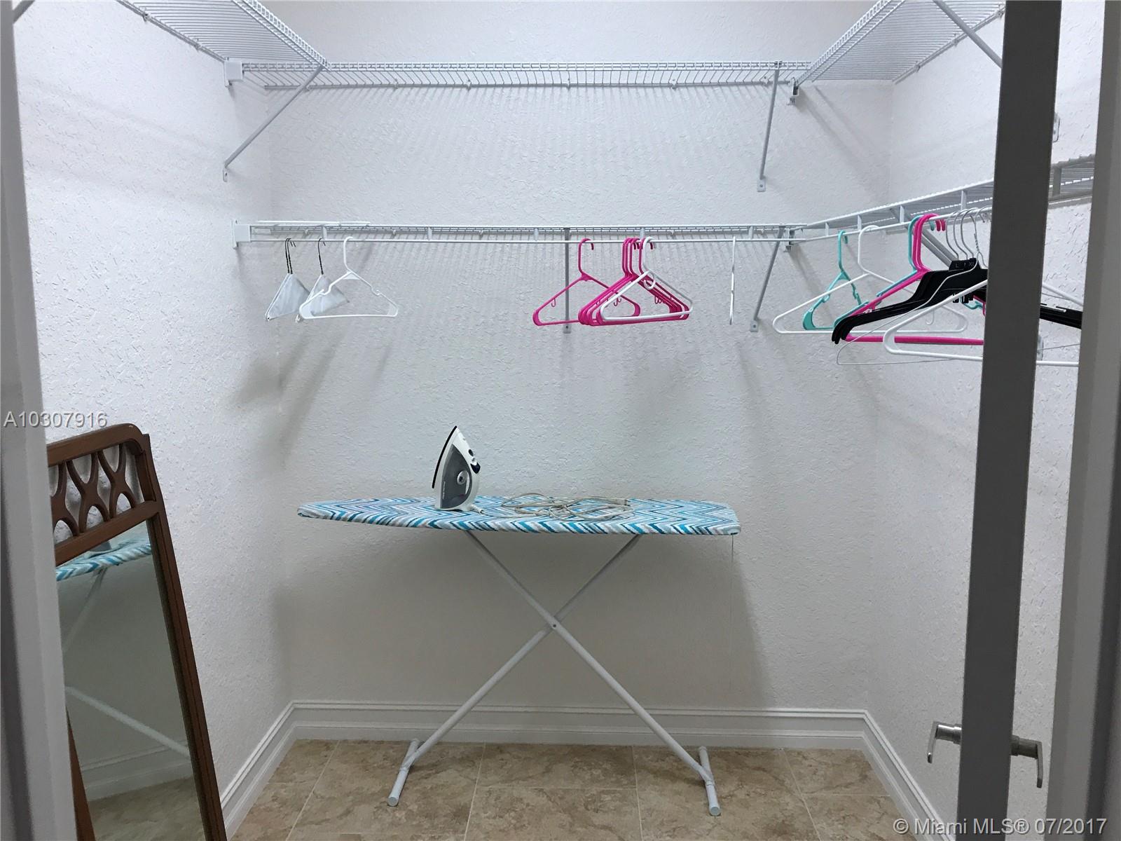 DANIA HEIGHTS - Residential Lease