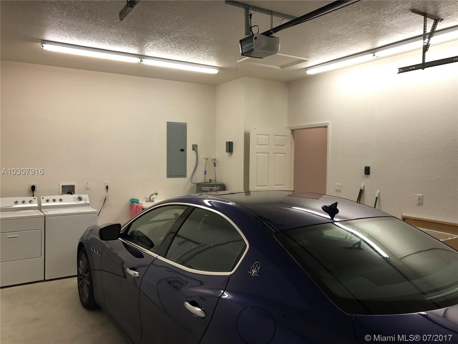 DANIA HEIGHTS - Residential Lease