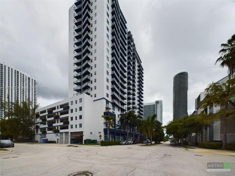 275 NE 18th St 2007 Miami FL 33132