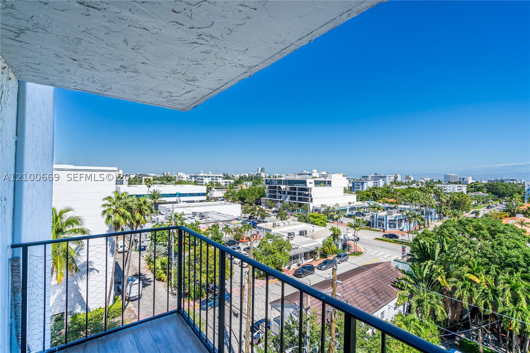899 West Ave 7A