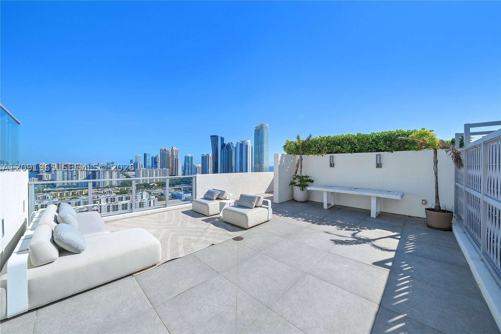 300 Sunny Isles Blvd 4-PH-03