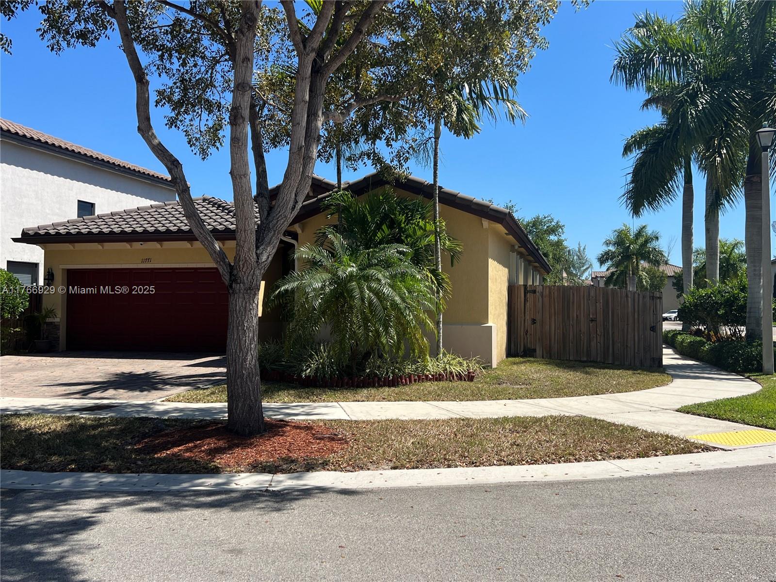 GARDEN ESTATES AT THE HAM - Residential Lease