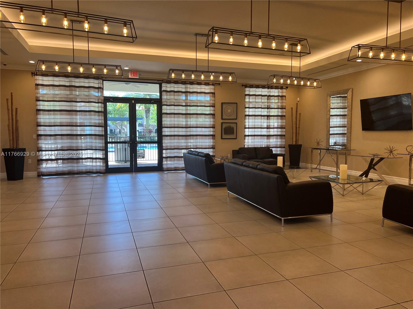 GARDEN ESTATES AT THE HAM - Residential Lease