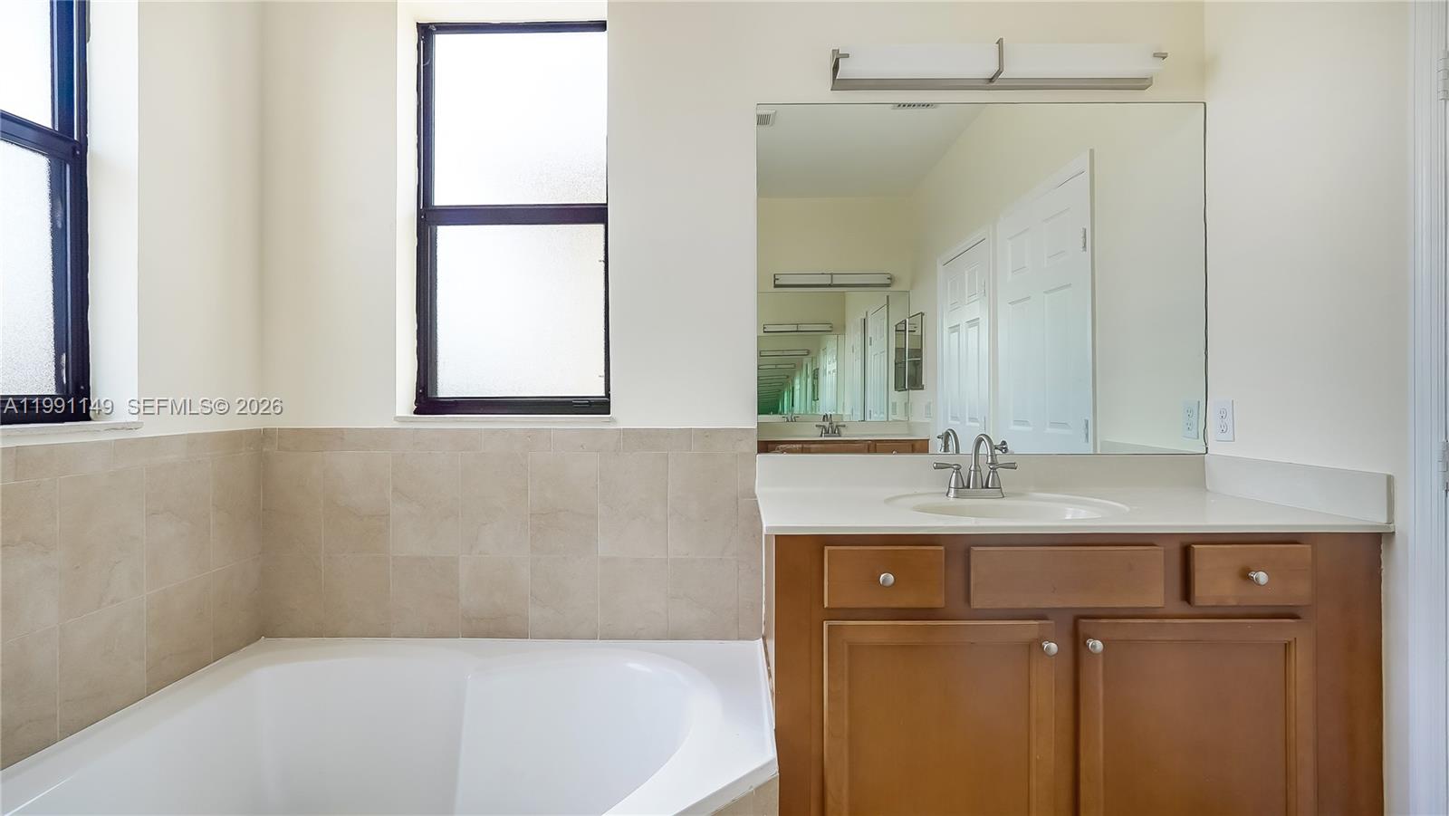 BELLAGIO VILLAS - Residential