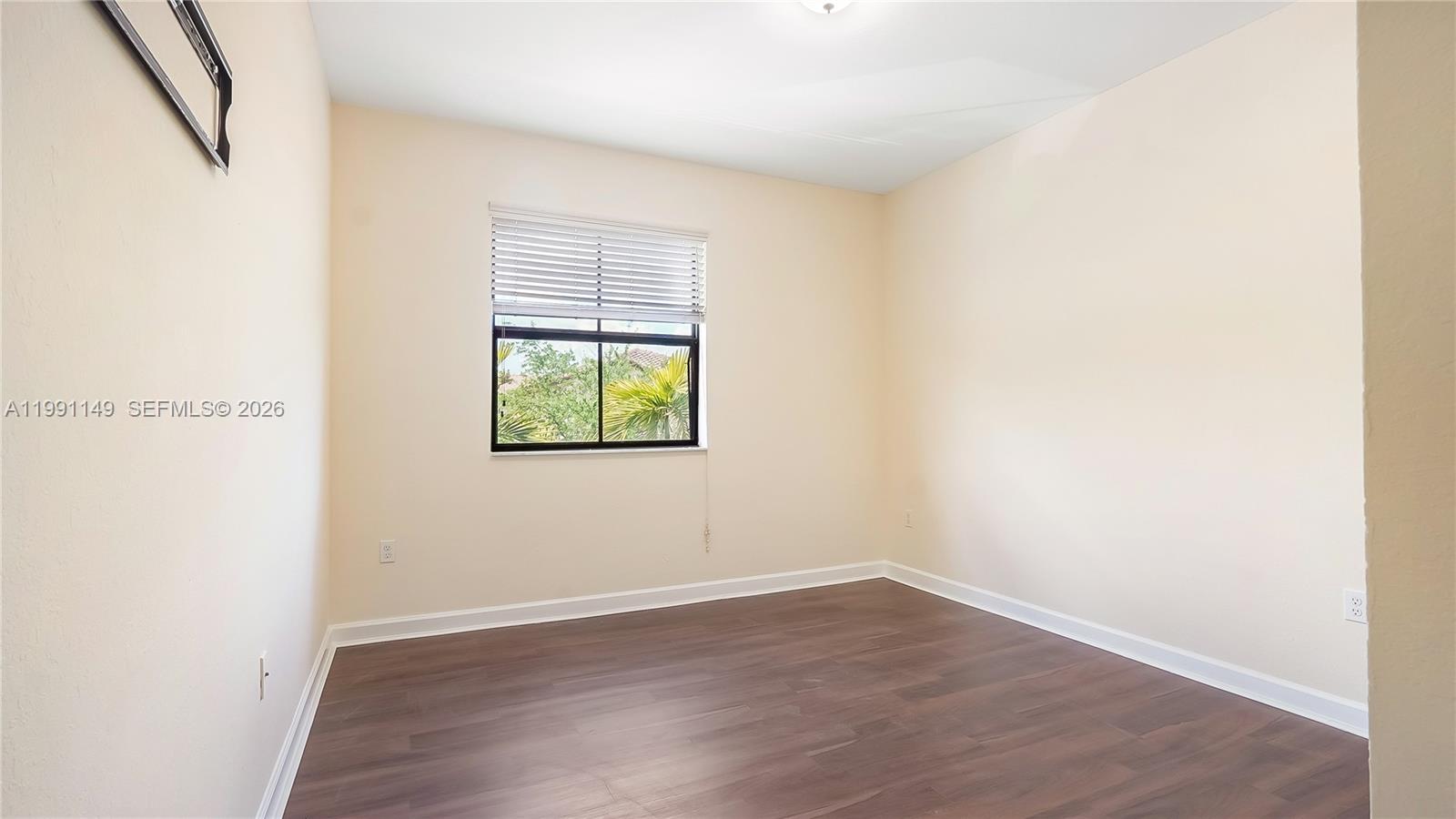 BELLAGIO VILLAS - Residential