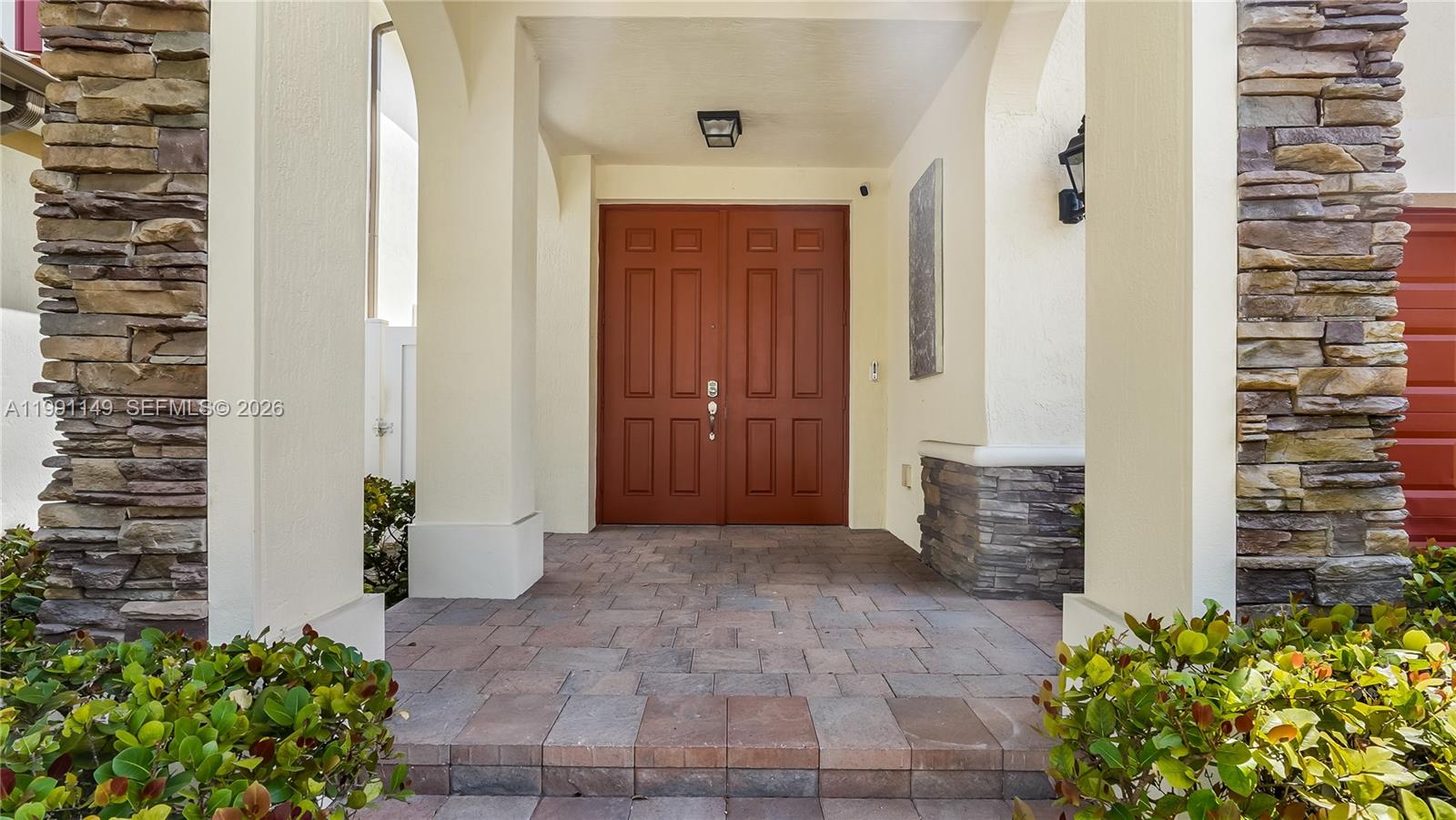 BELLAGIO VILLAS - Residential