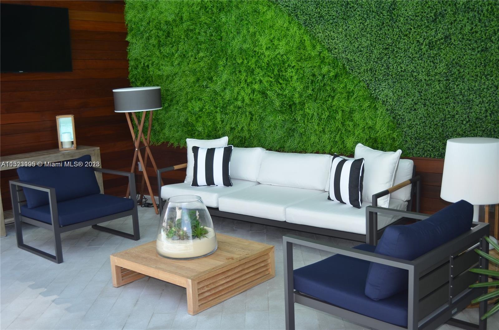 CLUB RESIDENCES AT PARK G - Residential Lease