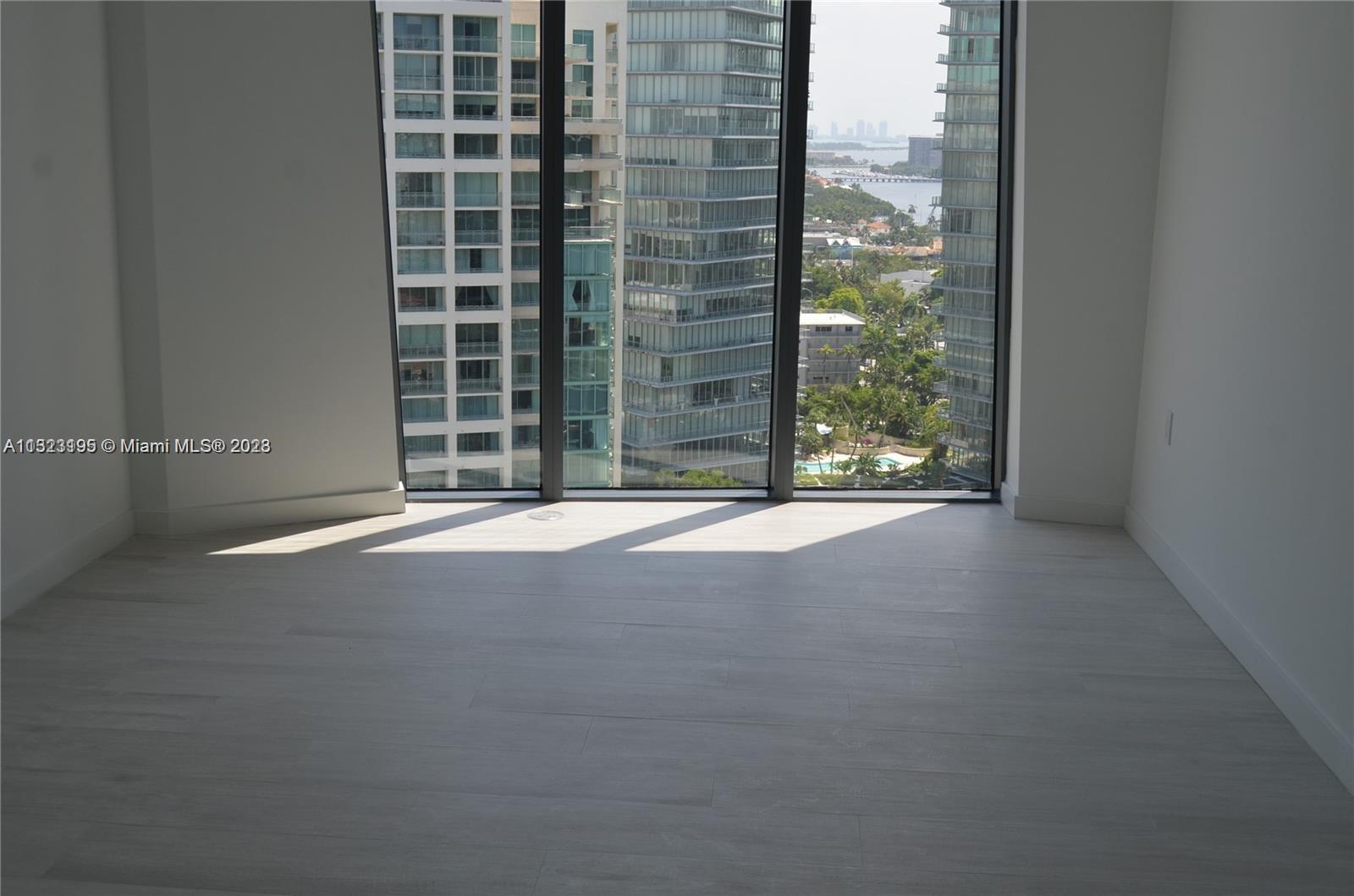 CLUB RESIDENCES AT PARK G - Residential Lease