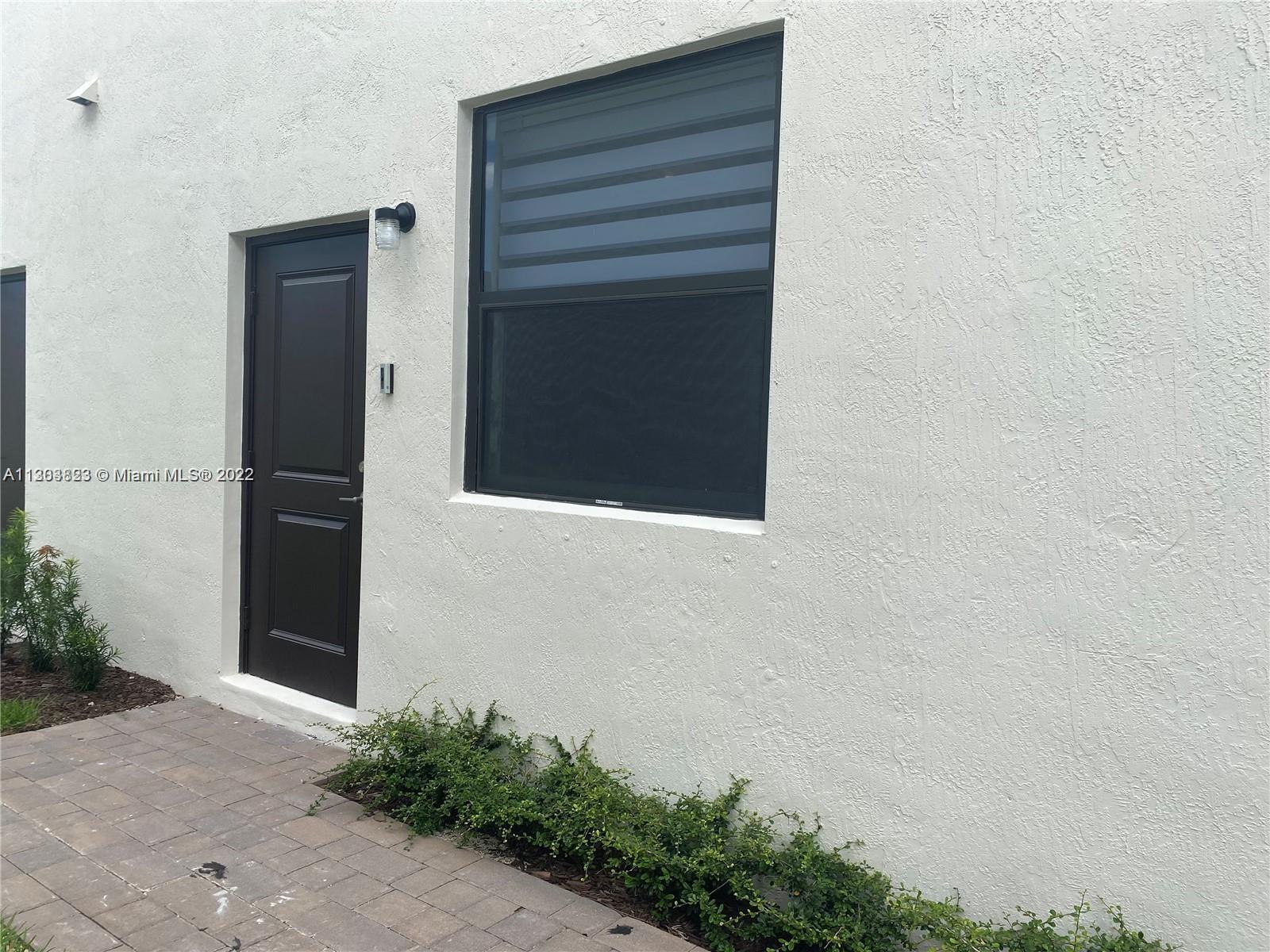Brand new one bedroom unit (NEXT GEN) in the newest community of Lennar (Corsica) with kitchen, living/dinning room, and side yard. Unit features tiles floors, washer & dryer, stainless steel appliances (refrigerator & microwave). Unit has one parking space and independent entrance. Rent includes all utilities (Electricity, Water, and Internet). No pets and two people max. Easy to show.