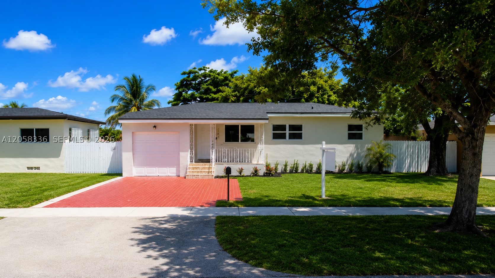 6361 Tamiami Canal Rd