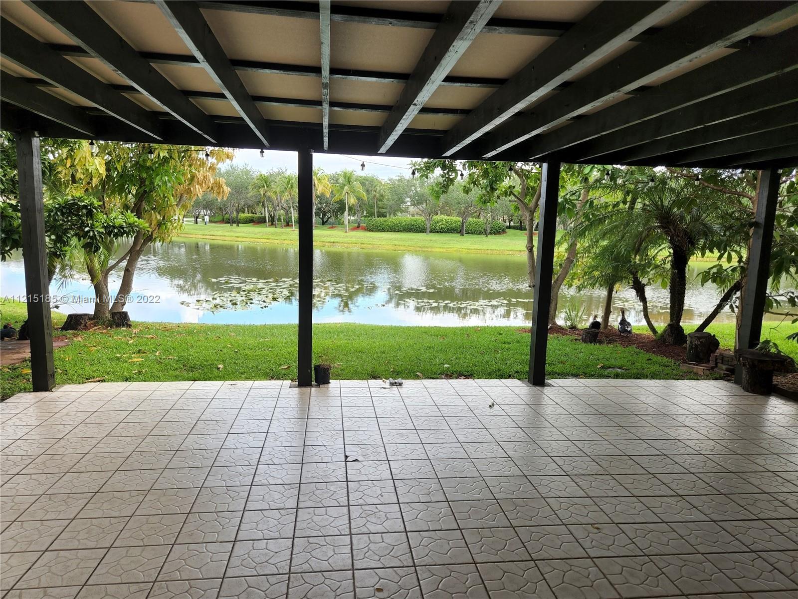 LAKES OF WESTERN PINES RE - Residential Lease