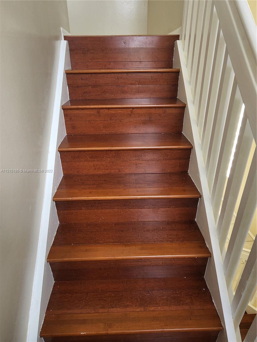 LAKES OF WESTERN PINES RE - Residential Lease