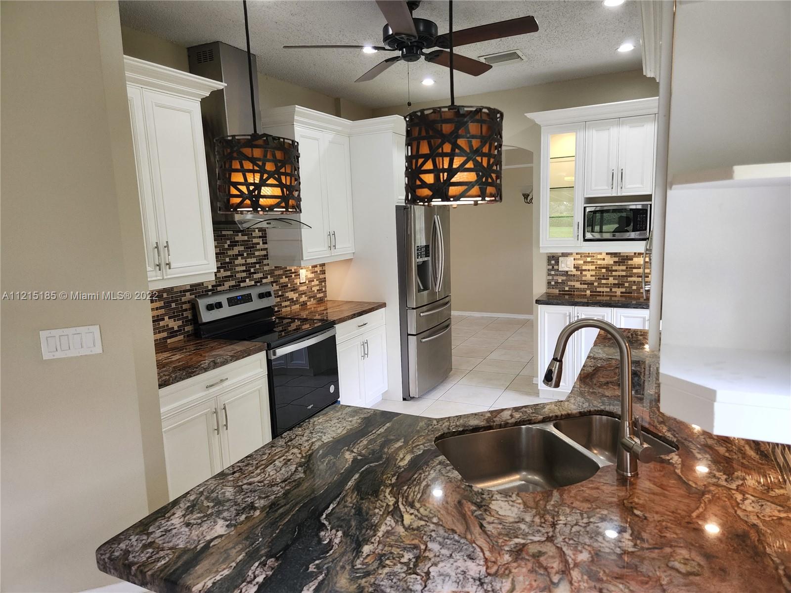 LAKES OF WESTERN PINES RE - Residential Lease