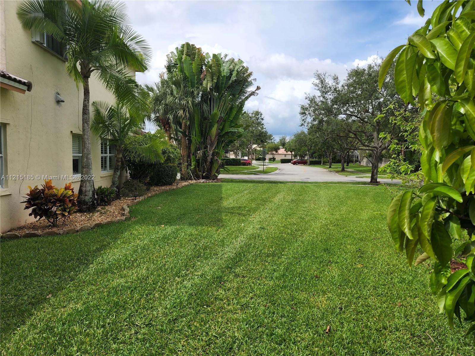 LAKES OF WESTERN PINES RE - Residential Lease