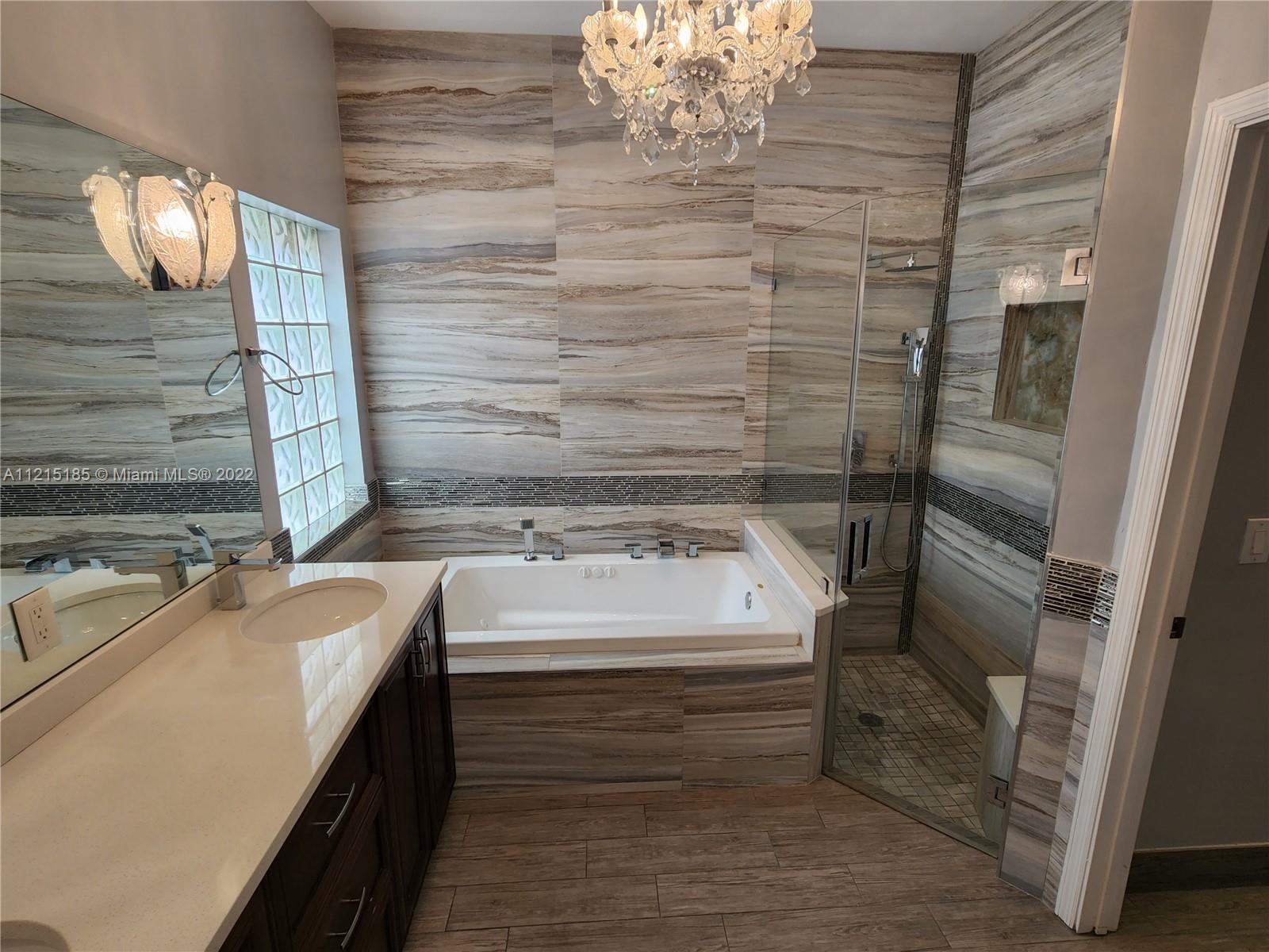 LAKES OF WESTERN PINES RE - Residential Lease