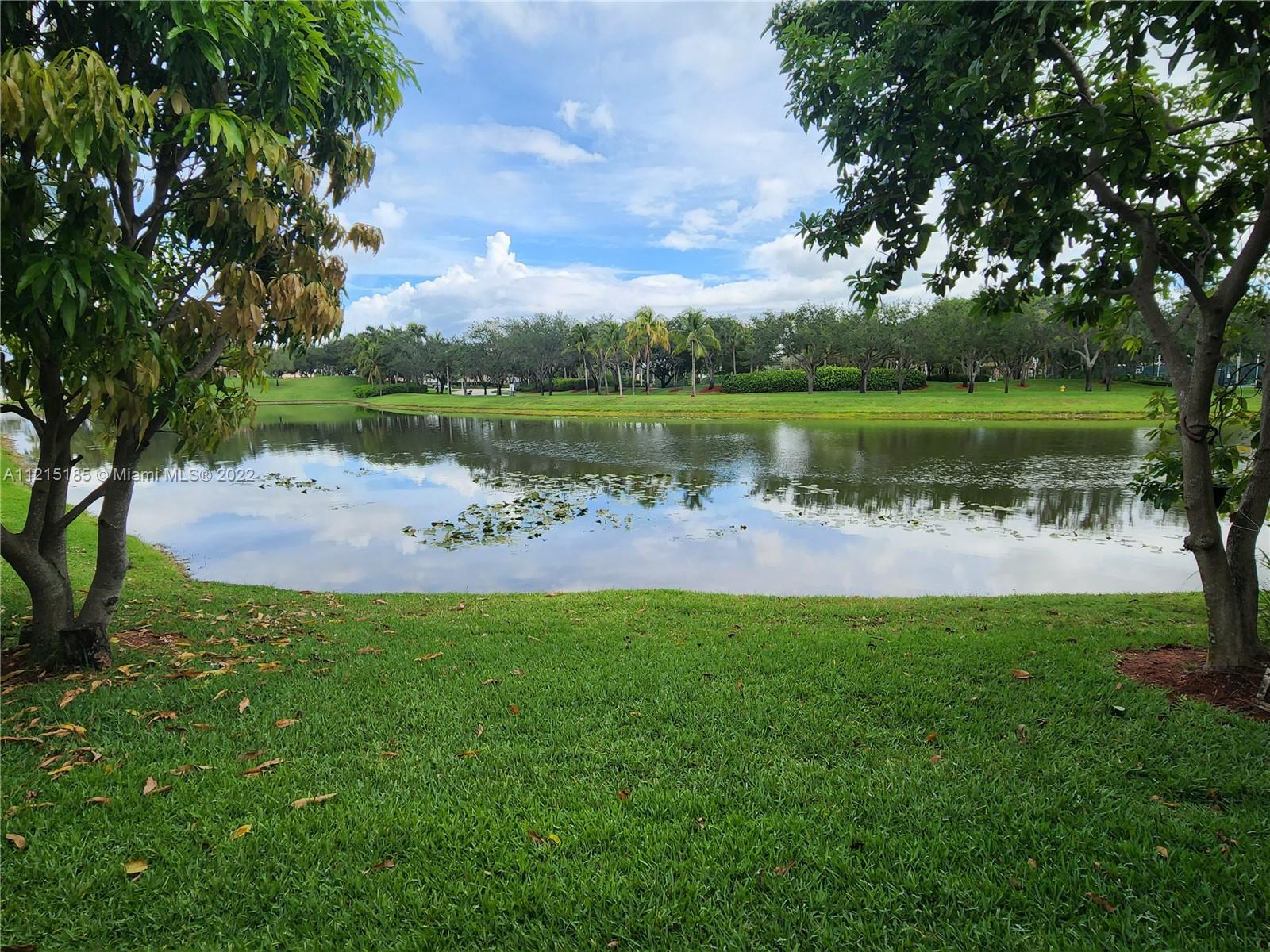 LAKES OF WESTERN PINES RE - Residential Lease