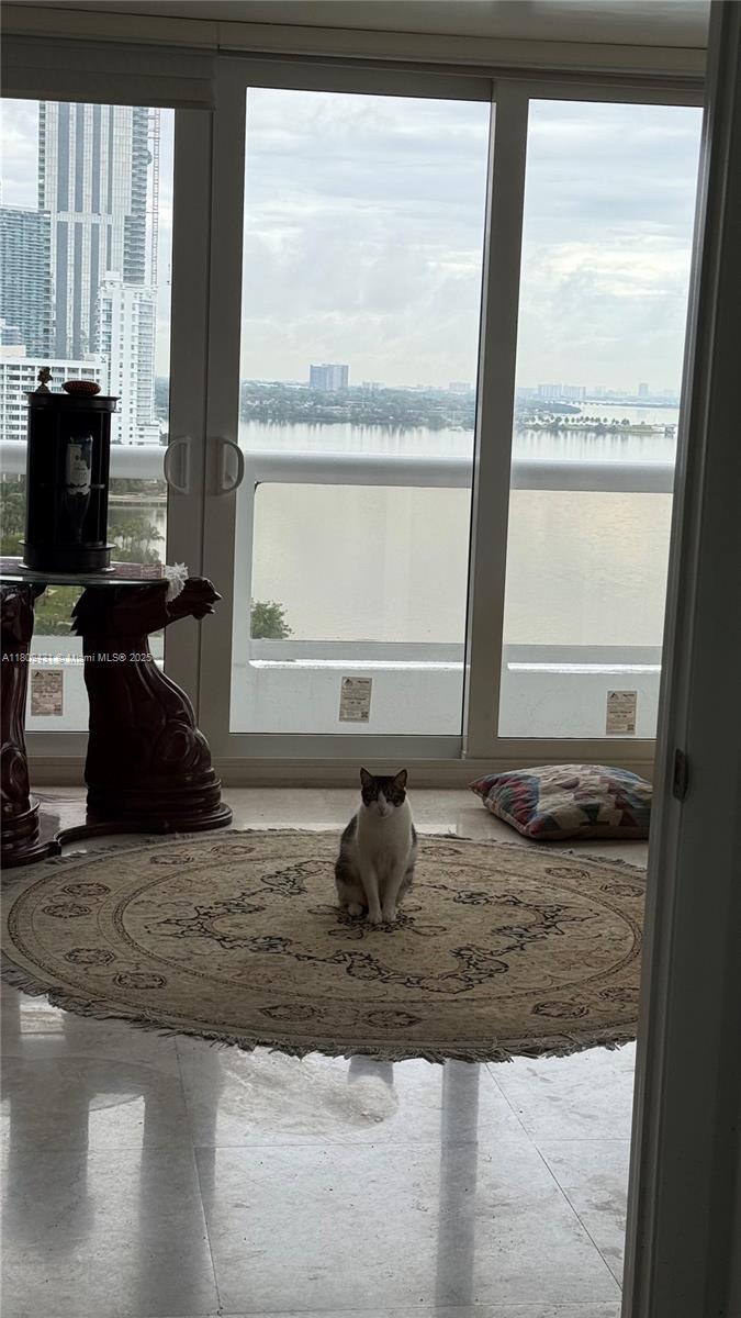 VENETIA CONDO - Residential Lease