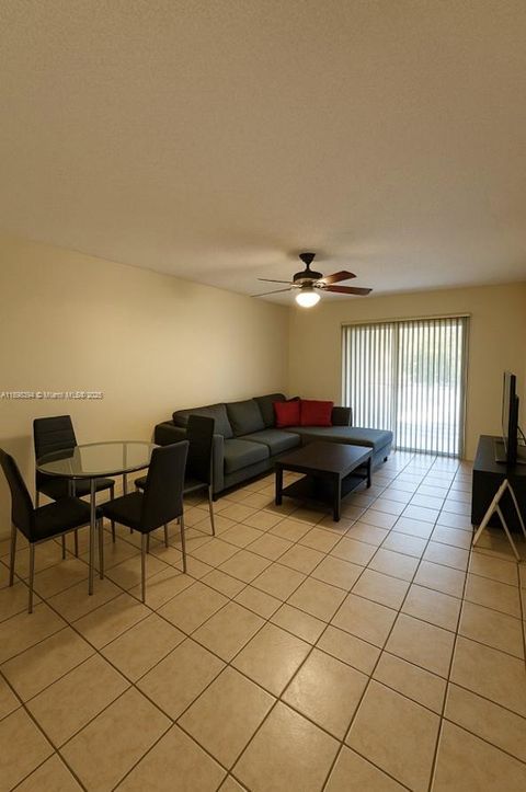 10850 W Flagler St D212 Sweetwater FL 33174
