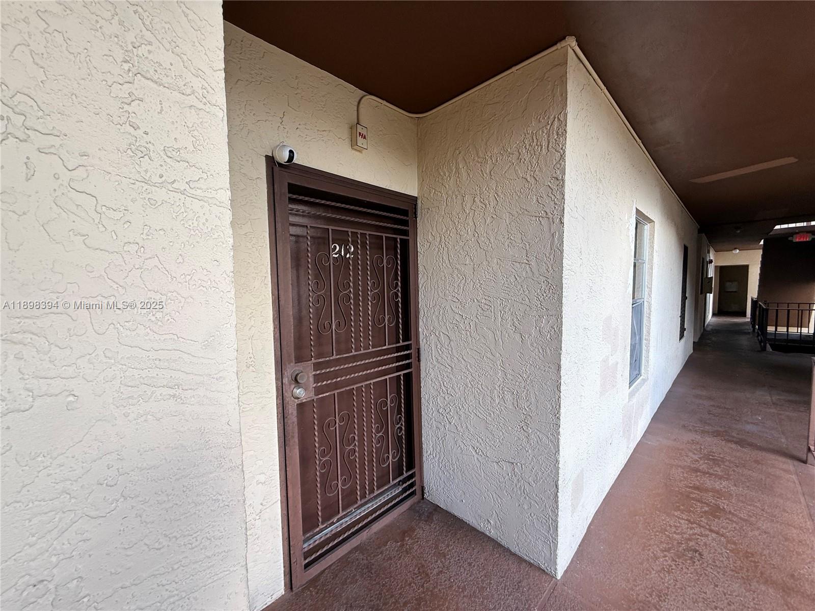 WEST FLAGLER HERITAGE CON - Residential Lease