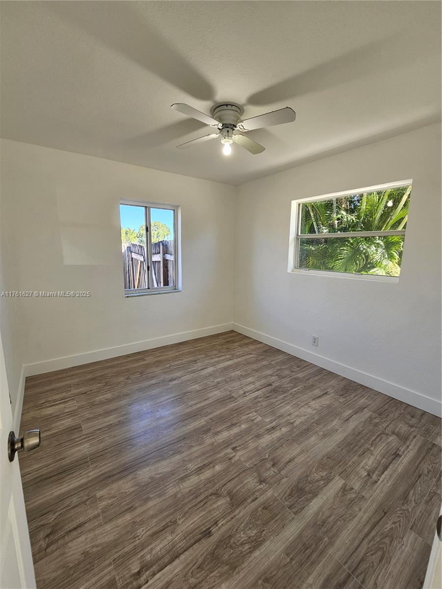 PLAYLAND COUNTRY ESTATES - Residential