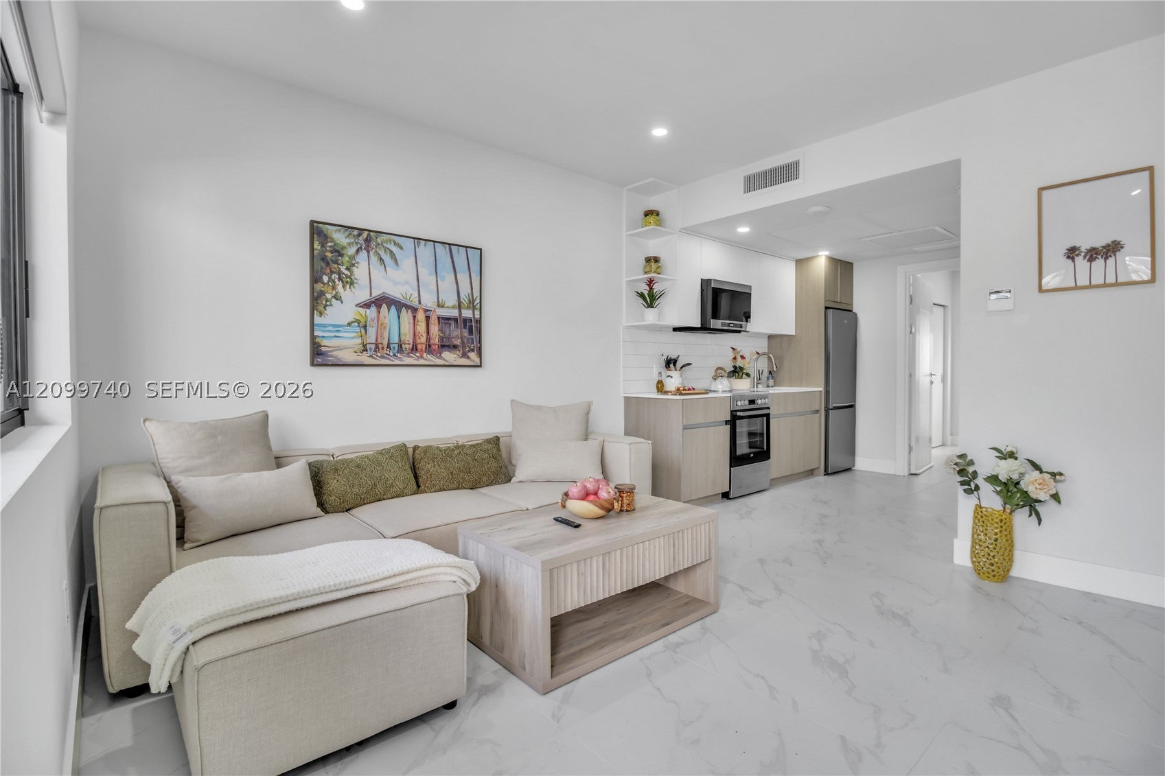 944 Jefferson Ave 13