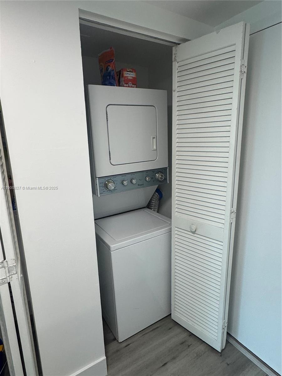 The Floridian - Residential