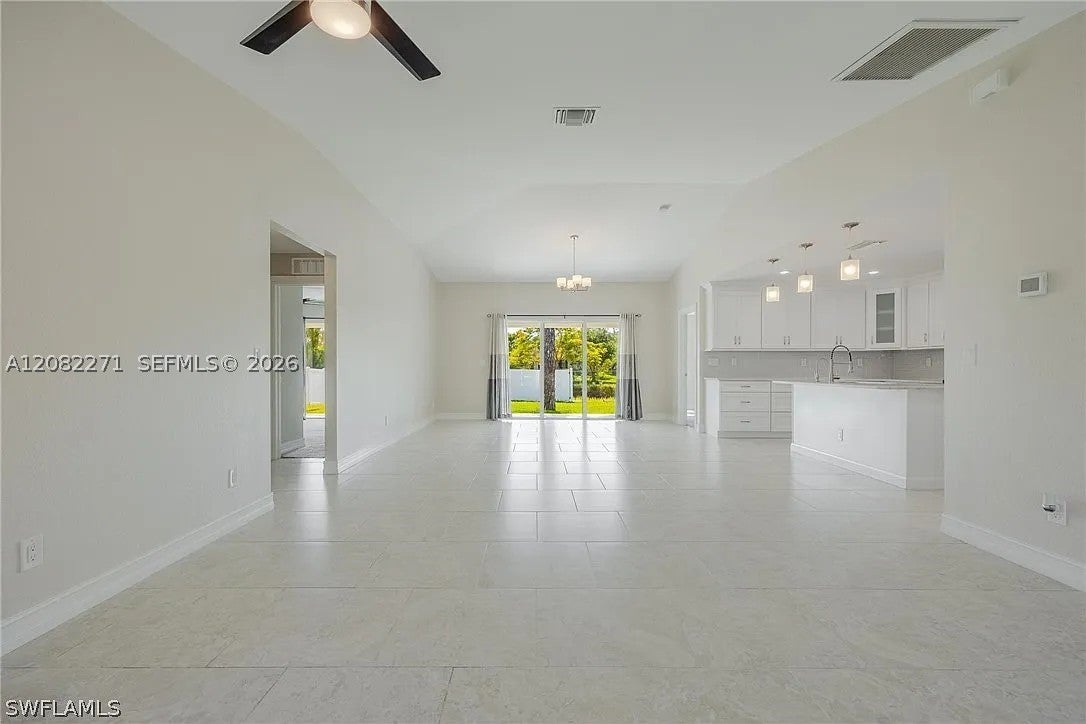 830 ANGELO AVE