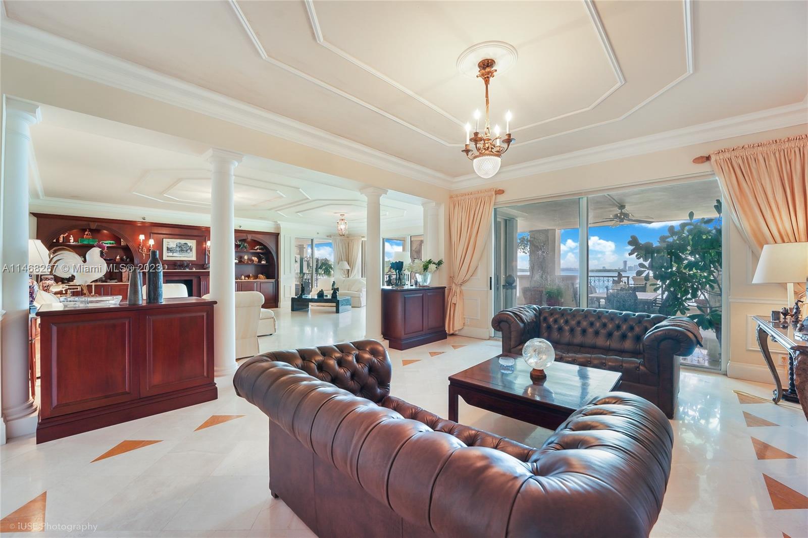 BAYVIEW AT FISHER ISL CON - Residential