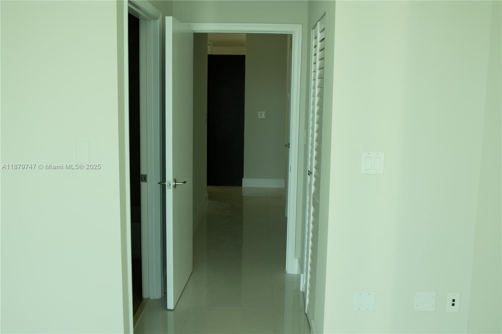 ELOQUENCE ON THE BAY COND - Residential Lease