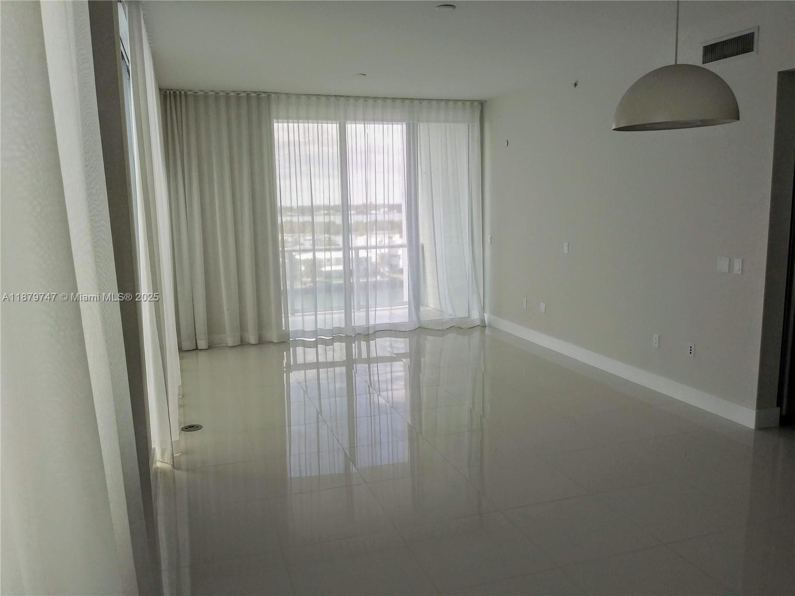 ELOQUENCE ON THE BAY COND - Residential Lease