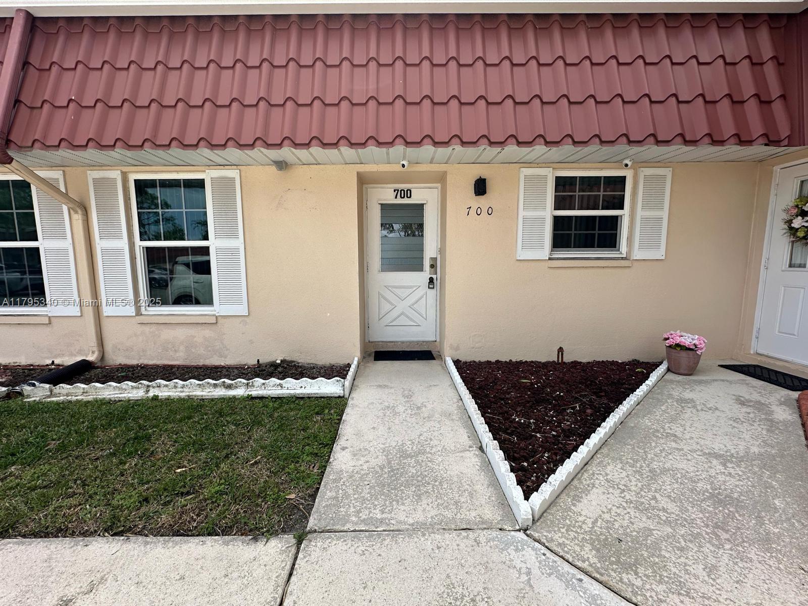 COVERED BRIDGE CONDO - Residential