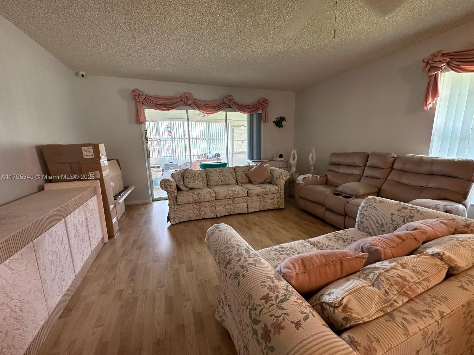 COVERED BRIDGE CONDO - Residential