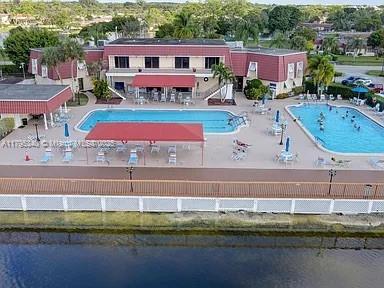 COVERED BRIDGE CONDO - Residential