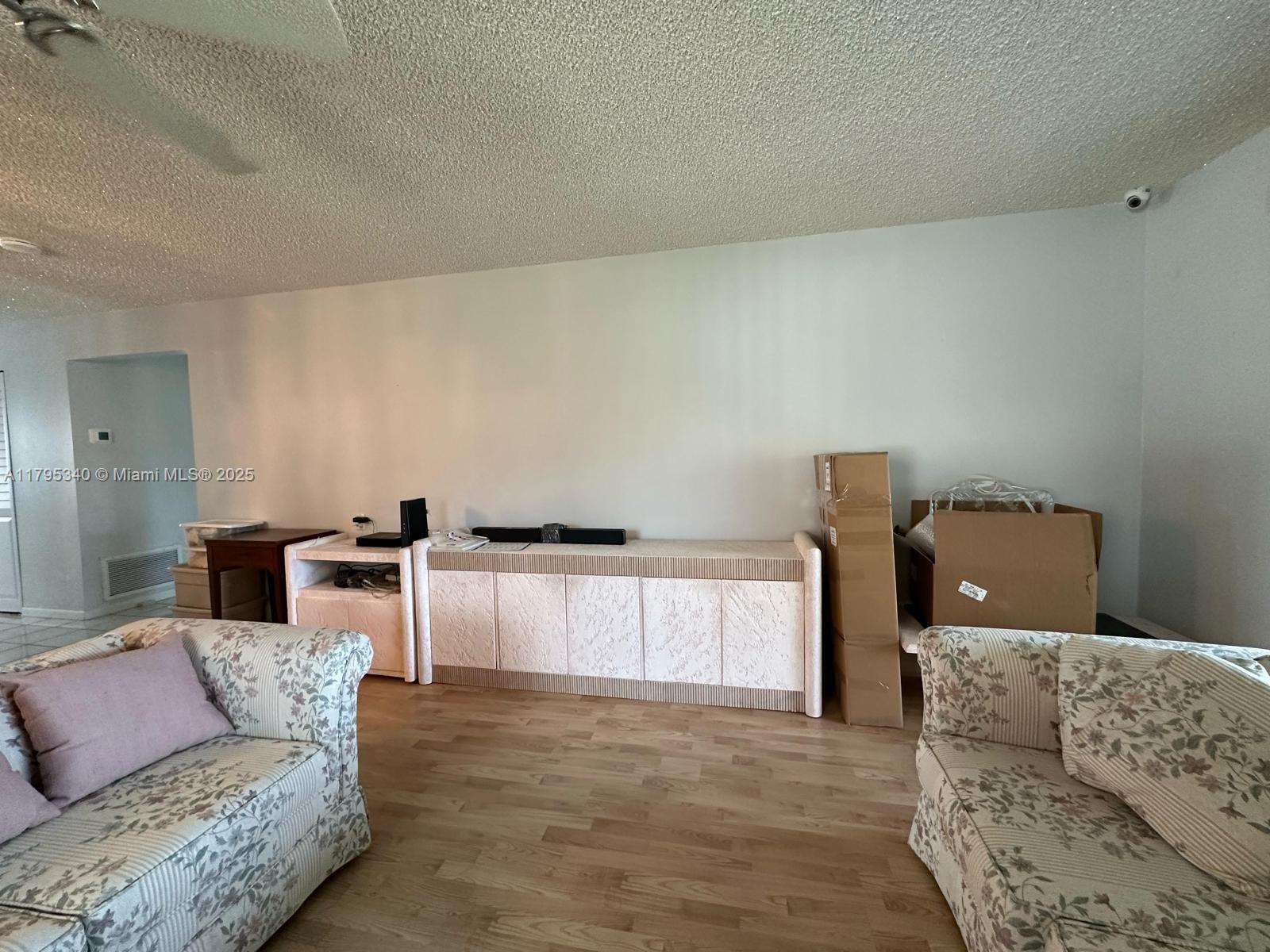 COVERED BRIDGE CONDO - Residential