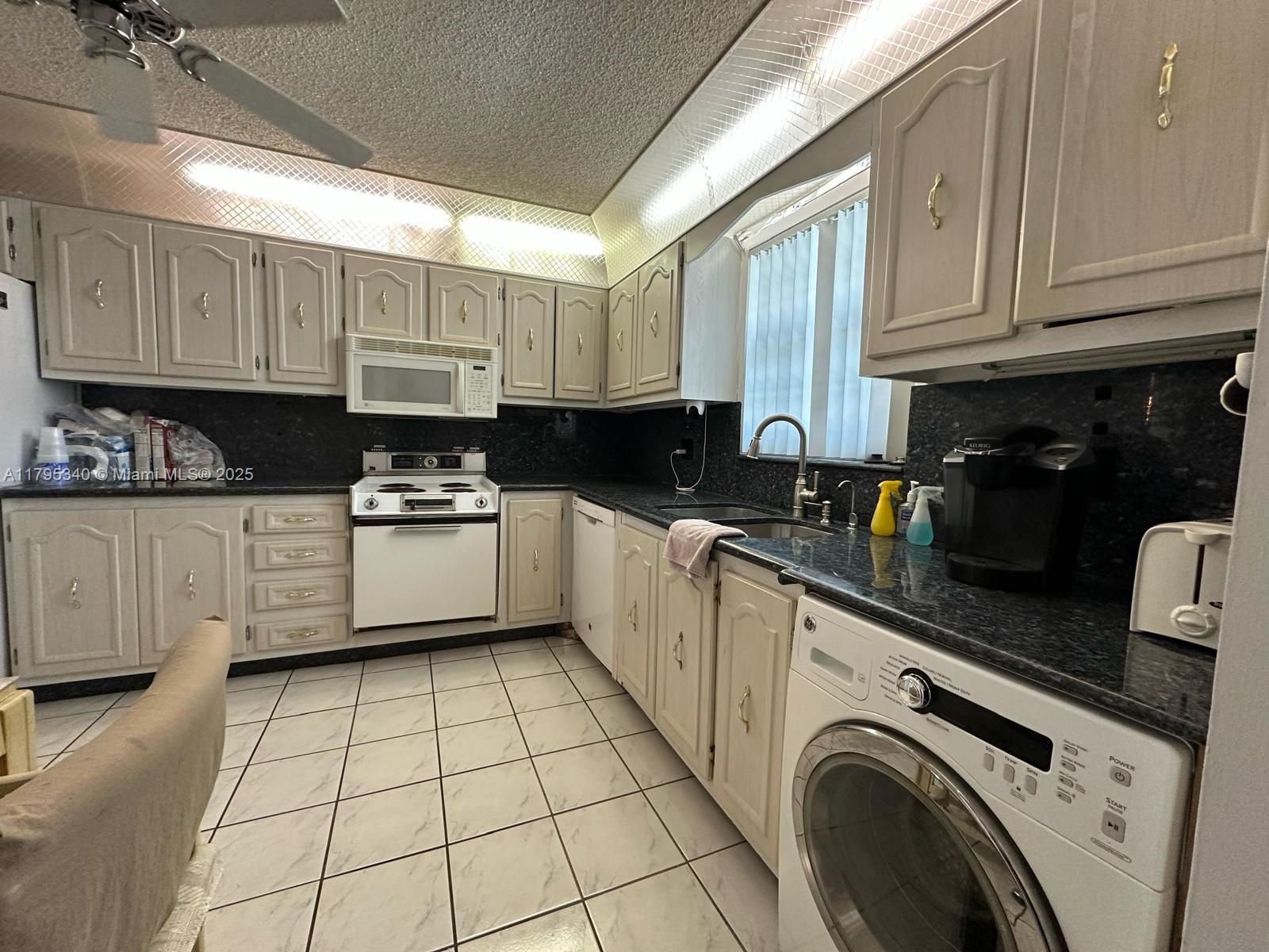 COVERED BRIDGE CONDO - Residential