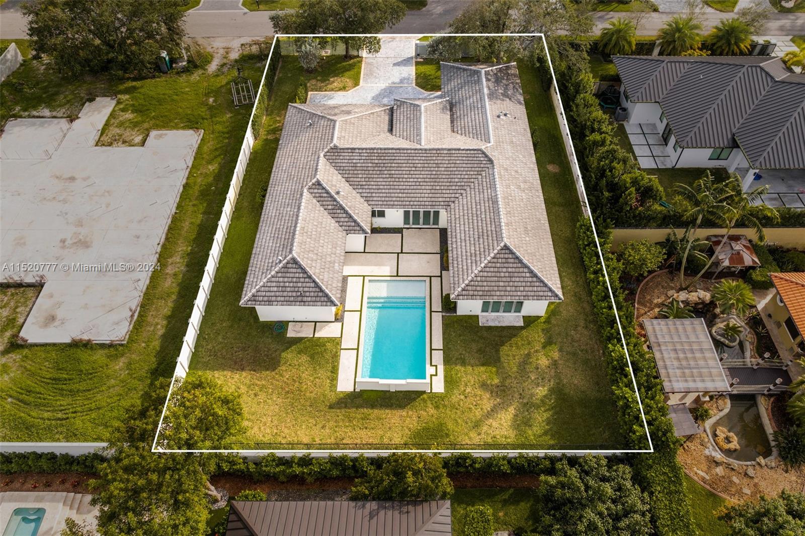 PINEWOOD ACRESS DEVELOPME - Residential